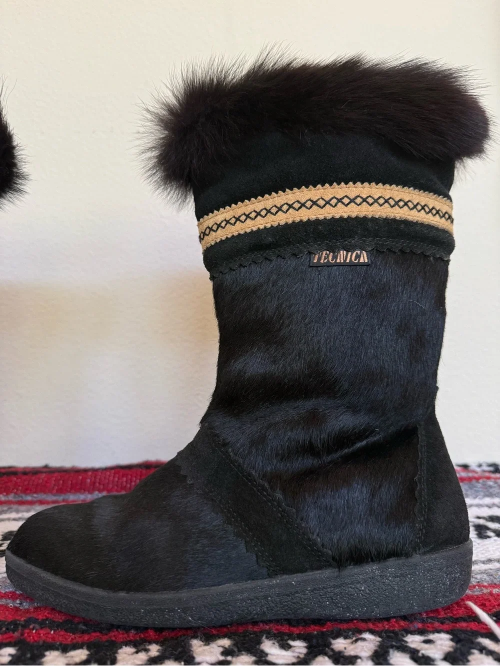 VTG Tecnica Goat Fur Boots Made In Italy Deadstock Boho Woodstock Festival Grail